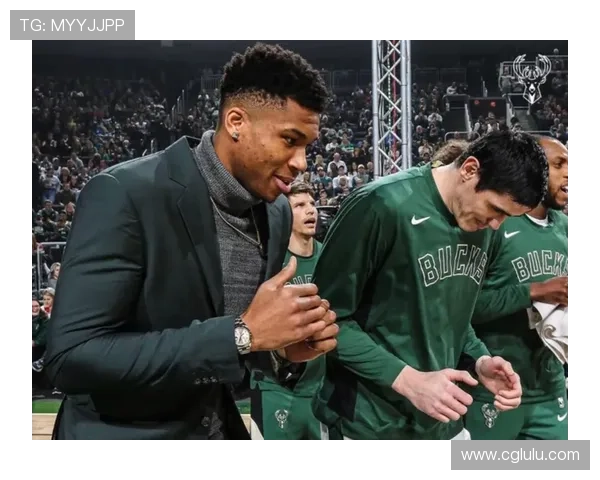 迪班萨晒与詹姆斯合影互动引热议