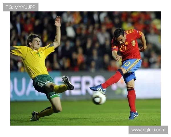 卡斯特拉诺斯立柱失误惹怒球迷